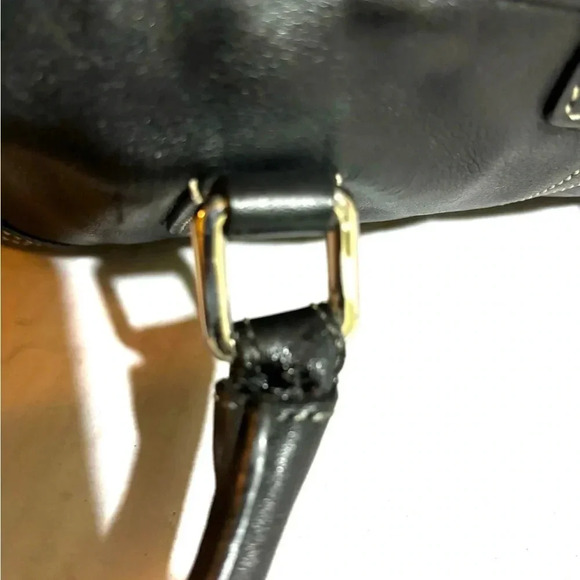 Coach vintage black leather shoulder handbag - Picture 10 of 12